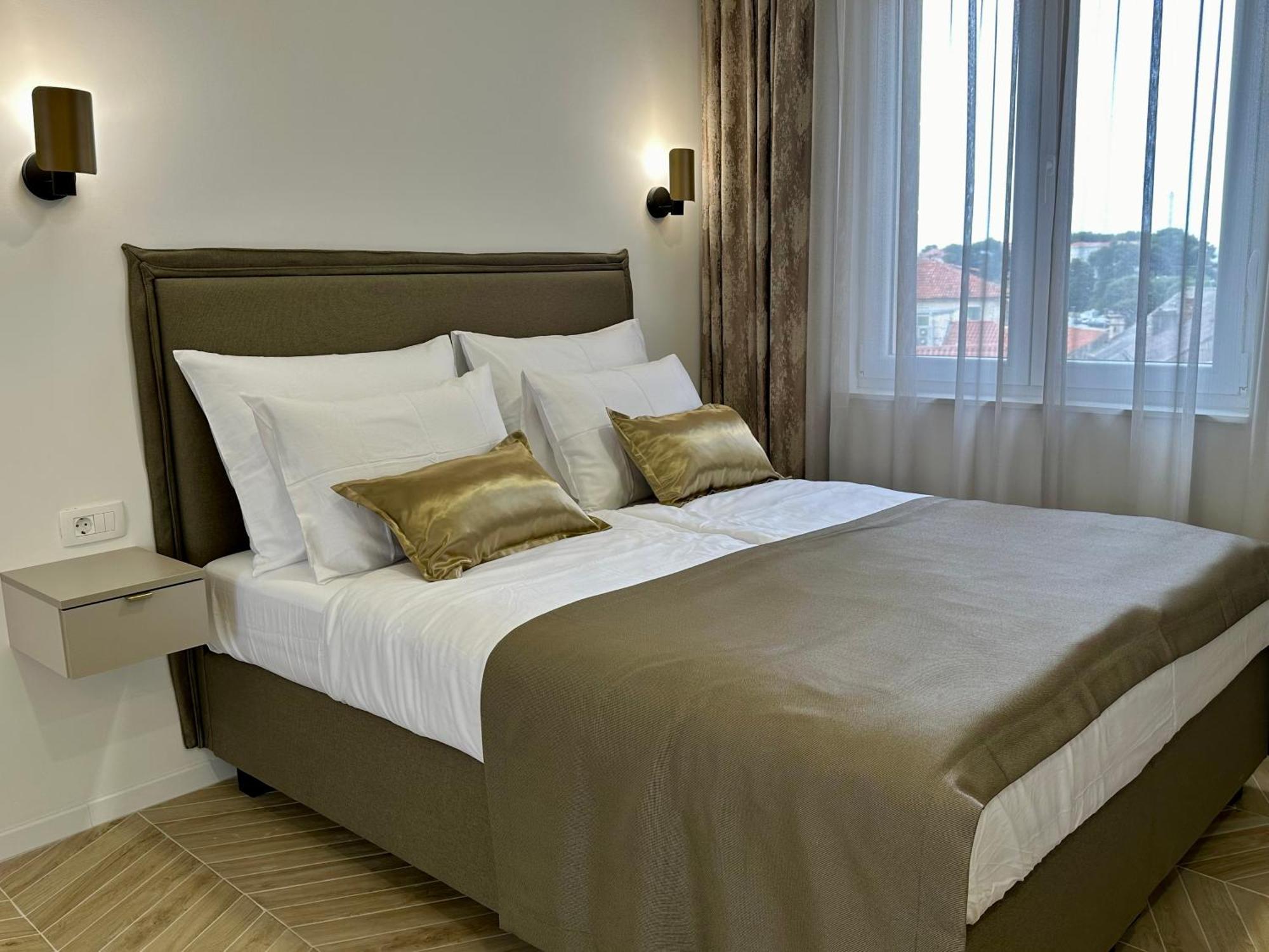 Mariani Luxury Rooms In Center Split Luaran gambar