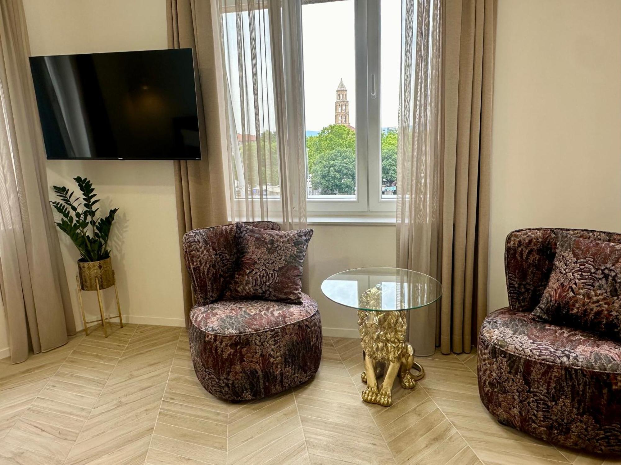 Mariani Luxury Rooms In Center Split Luaran gambar