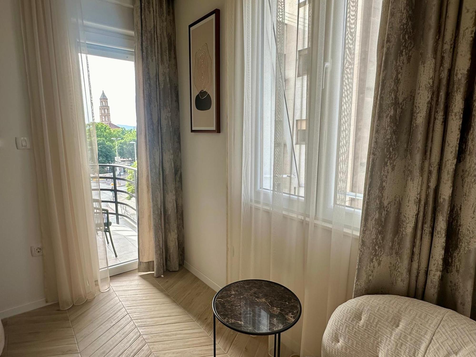 Mariani Luxury Rooms In Center Split Luaran gambar