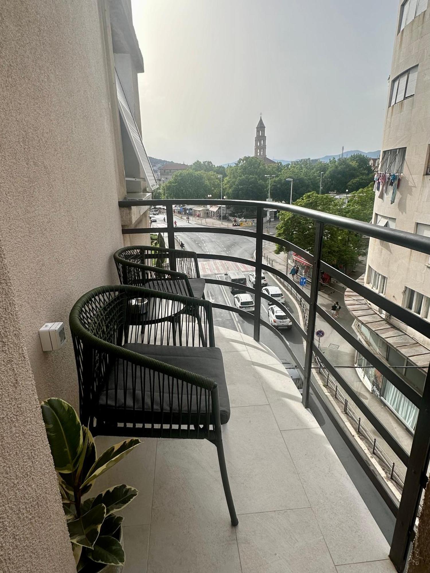 Mariani Luxury Rooms In Center Split Luaran gambar
