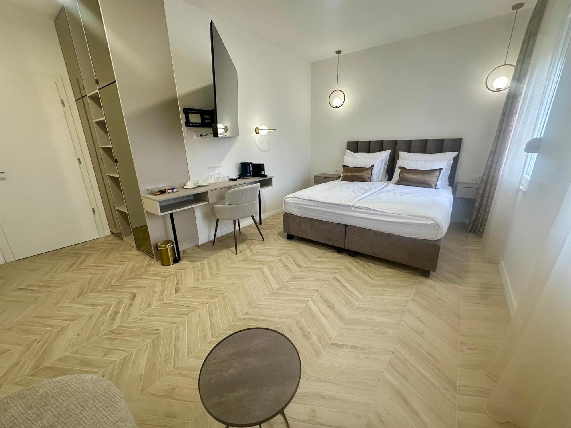 Mariani Luxury Rooms In Center Split Luaran gambar