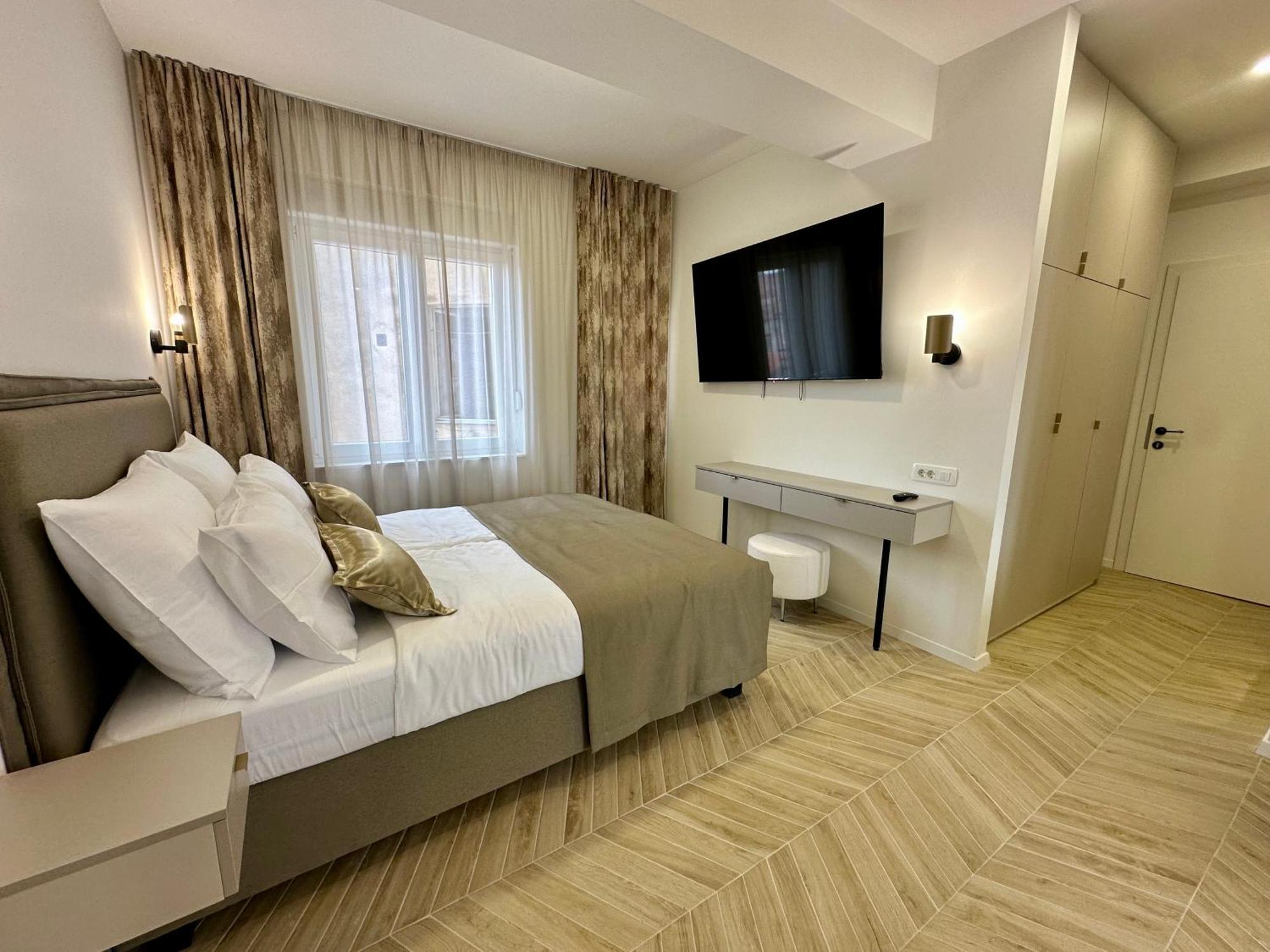 Mariani Luxury Rooms In Center Split Luaran gambar