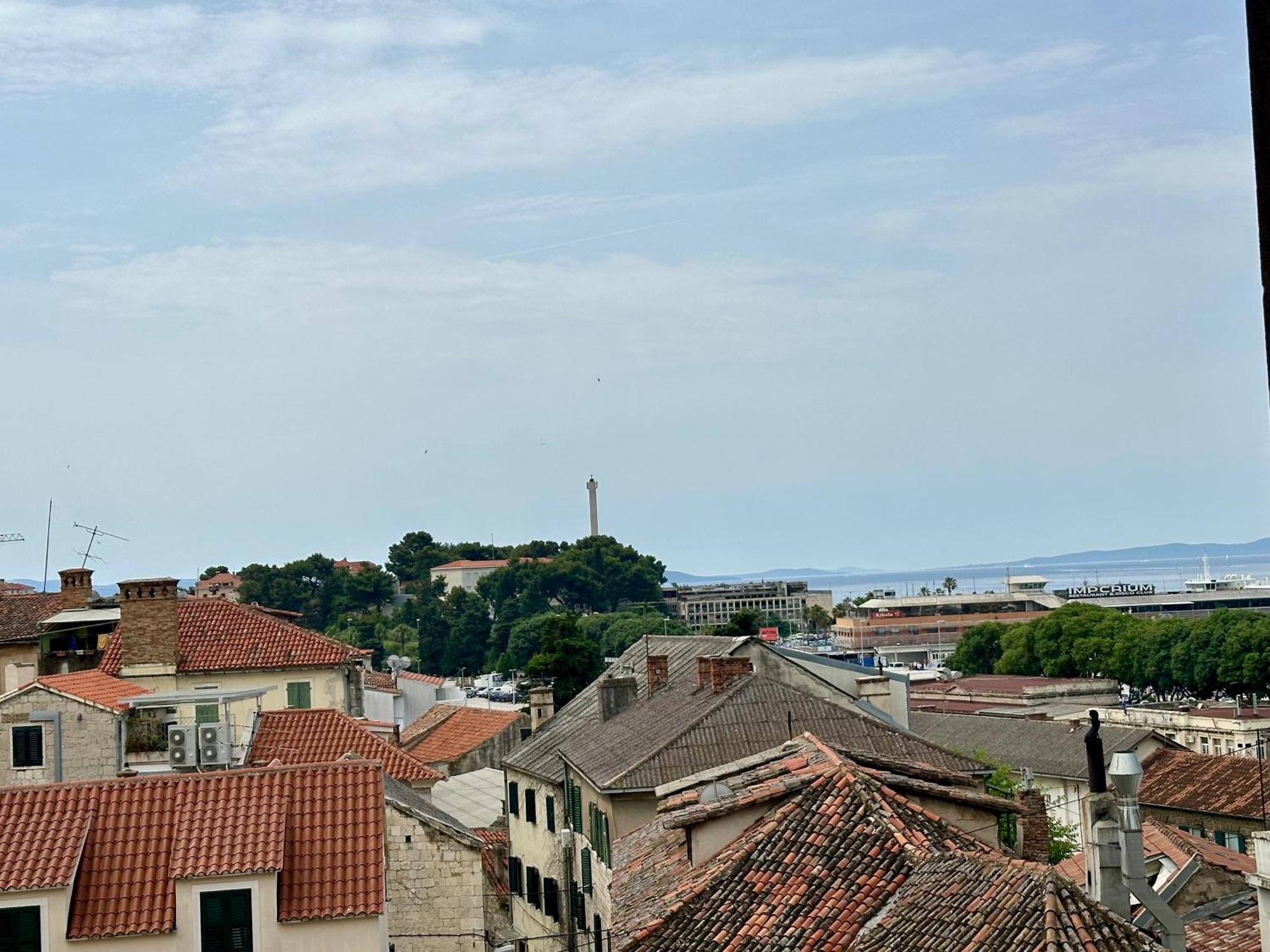 Mariani Luxury Rooms In Center Split Luaran gambar