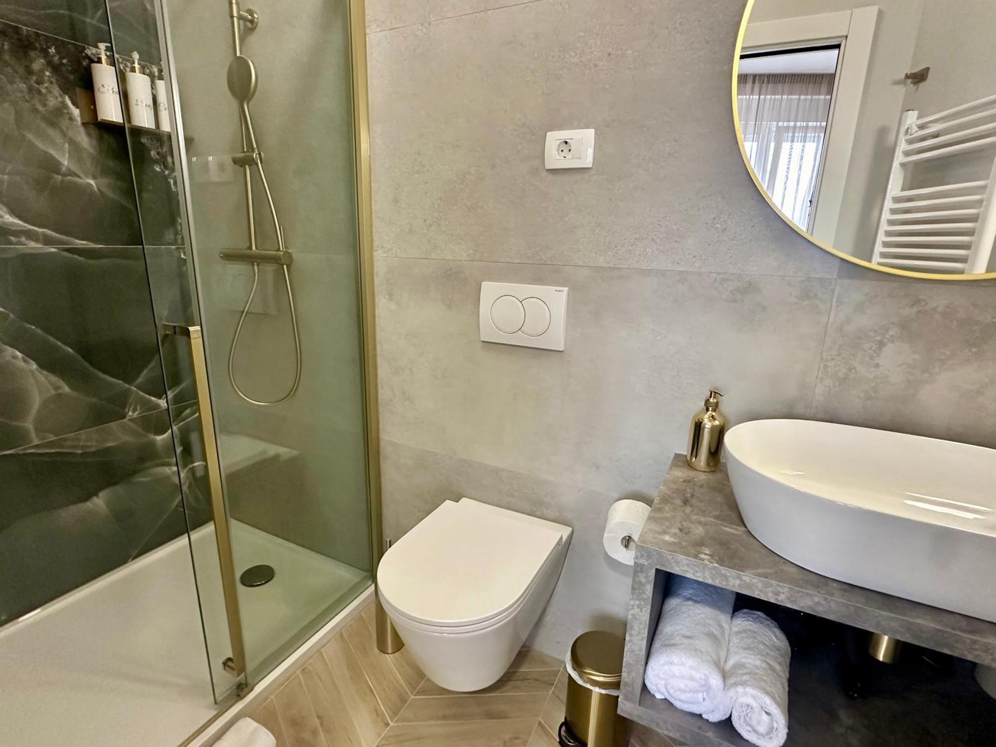 Mariani Luxury Rooms In Center Split Luaran gambar